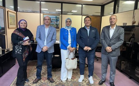 مناقشة الترتيبات اللازمة لاختبارات الأداء وحفل ختام مسابقة المواهب الذهبية