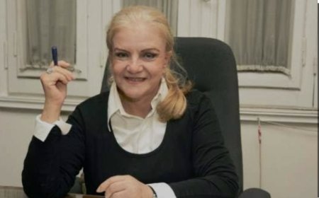 وفاة الإعلامية والروائية جيلان حمزة عن عمر يناهز 82 عاما