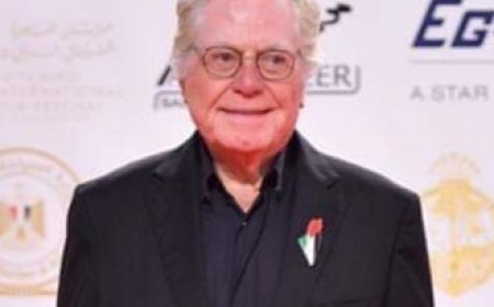 اليوم.. حسين فهمي يفتتح سوق الصناعة ضمن فعاليات مهرجان القاهرة السينمائي