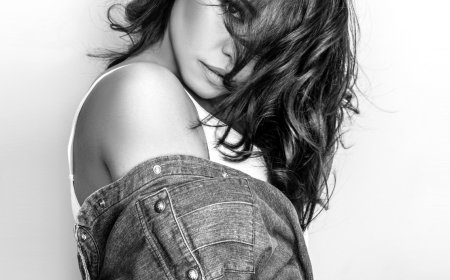 شيرين تشعل حماس جمهورها في الكويت ببوستر حفلها المنتظر