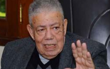 نقل  السيناريست الكبير بشير الديك للعناية المركزة