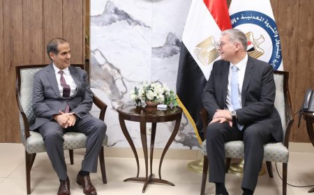 وزير البترول والثروة المعدنية يستقبل  المدير العام لشركة الامارات للبترول ( إمارات )  لبحث التعاون والشراكة في مجال تسويق وتوزيع المنتجات البترولية
