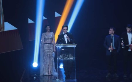 وزير الثقافة يشهد ختام الدورة الخامسة والأربعين لمهرجان القاهرة السينمائي الدولي .. ويكرم الفائزين