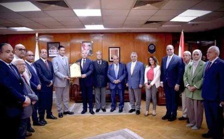 محافظ القاهرة يشارك فى جلسة المجلس العلمى لأكاديمية السادات