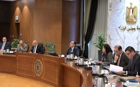 رئيس الوزراء: طرح 12 مشروعا في مجال معالجة المياه والصرف الصحي وشبكات الكهرباء