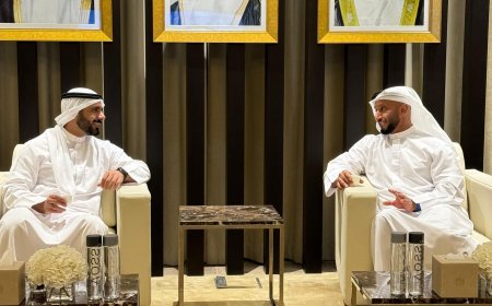 الشيخ مبارك الصباح يجتمع مع الشيخ عبدالله ال حامد على هامش "الكونغرس العالمي للإعلام"