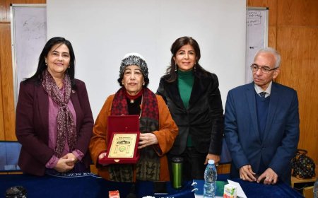 الدكتورة هويدا مصطفى تشارك فى ندوة" الشخصية المصرية و ترويض المخاطر "