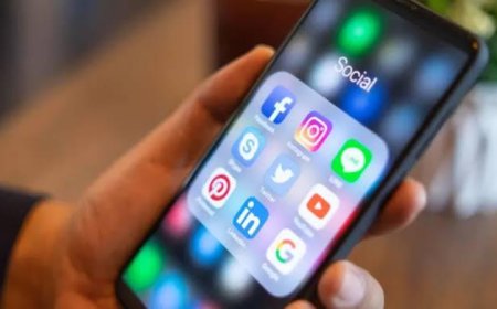 البرلمان الأسترالي يقرر حذف تيك توك والفيس بوك نهائيا