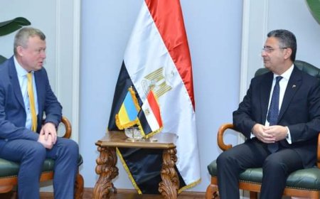 وزير التموين يبحث مع السفير الأوكراني تعزيز التعاون في السلع الغذائية الاستراتيجية
