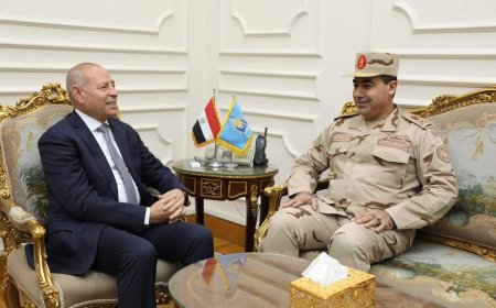 محافظ القاهرة يستقبل قائد قوات الدفاع الشعبي والعسكري بديوان عام المحافظة