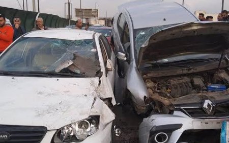 إصابة 3 أشخاص في حادث تصادم سيارتين بالمنيا