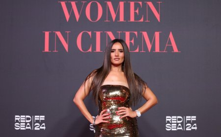 زينة تعلق على حضورها مهرجان البحر الأحمر السينمائي.. (صور)