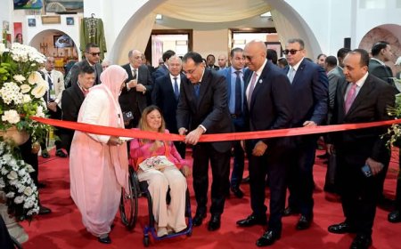 رئيس الوزراء يفتتح الدورة السادسة لمعرض "تراثنا 2024" لمنتجات الحرف اليدوية والتراثية