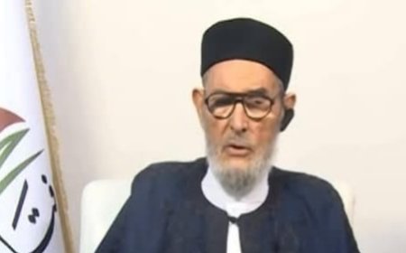 مفتي ليبيا يحذر.. وأحمد الشرع زعيم المعارضة السورية يرد