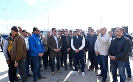 الشربيني يتفقد سير العمل بمشروع البحيرة في "نيو مارينا" و"مارينا 8"