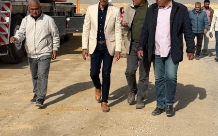وزير الإسكان يتابع معدلات تنفيذ المشروعات والطرق المرافق بمدينة القاهرة الجديدة