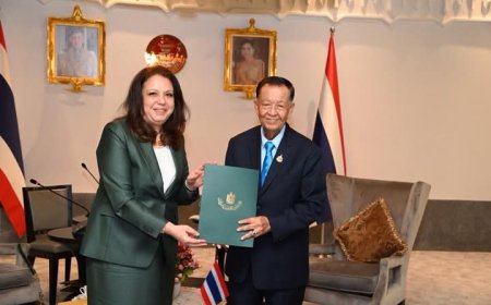 سفيرة مصر في بانكوك تلتقي برئيس البرلمان التايلاندي