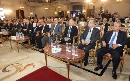 محافظ القاهرة يشهد الجلسة الافتتاحية للنسخة الثامنة من المؤتمر الذى تنظمه مؤسسة «الأهرام»