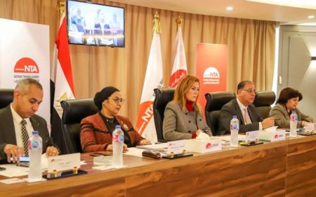 نائب وزير الخارجية يشارك باختبارات المرحلة الأخيرة لبرنامج "تدريب المصريات بالخارج للتأهيل للقيادة"