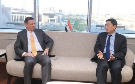 وزير الزراعة يبحث مع سفير سنغافورة بالقاهرة سبل التعاون الزراعي المشترك