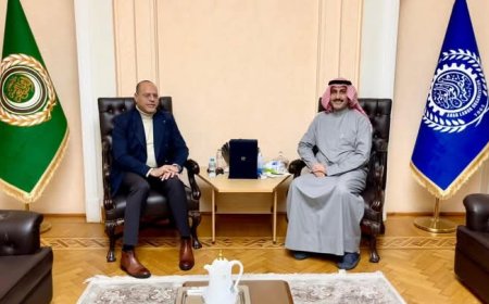 محمد جبران يلتقي المدير العام لمنظمة العمل العربية لبحث الملفات المشتركة