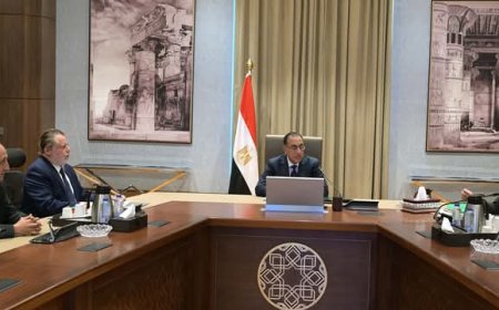 رئيس الوزراء يتابع جهود توفير احتياطيات من السلع والمنتجات المختلفة