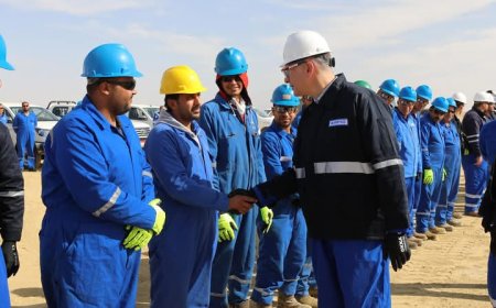 وزير البترول يتفقد موقع بدر 3 بمنطقة الصحراء الغربية لمتابعة سير العمل