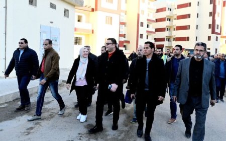 وزير الإسكان يتفقد مشروعات إحياء حديقة الأزبكية وتطوير منطقة مثلث ماسبيرو ومطار إمبابة