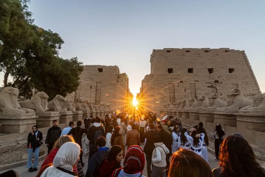 اليوم.. تعامد الشمس بمعبد الكرنك