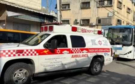 مقتل ثلاثة إسرائيليين وجرح آخرين في عملية إطلاق نار على حافلة