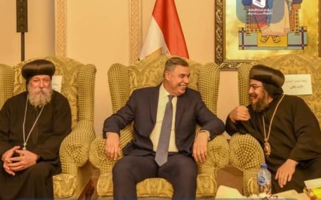 محافظ الإسكندرية يشارك الأقباط احتفالات عيد الميلاد المجيد ويؤكد على تماسك النسيج الوطني