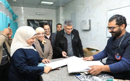 بالفيديو| زيارة مفاجأة لـ محافظ الجيزة لـ مستشفى التحرير العام..ويراجع كشوف الحضور وتسجيل الحالات والأعطال