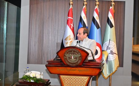 الرئيس السيسي يتفقد الاكاديمية العسكرية المصرية فجر اليوم