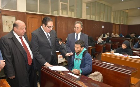 رئيس جامعة القاهرة يواصل جولاته الميدانية لتفقد سير الامتحانات بكليات الجامعة ومعاهدها