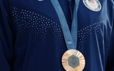 100 رياضي يعيدون ميدالياتهم في أولمبياد باريس بسبب الطلاء