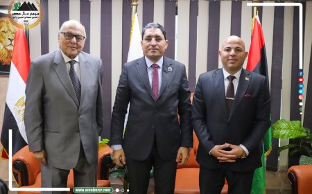 مجمع عمال مصر يستقبل وزير العمل الليبي لتعزيز التعاون وتدريب الشباب ورفع كفاءاتهم