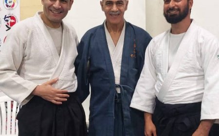 الكاتب الصحفي ياسر عبدربه الكابتن شريف أنور لـ حصوله على الحزام الأسود