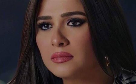 ياسمين عبدالعزيز تُعلن رحيل والدها: “إنا لله وإنا إليه راجعون”