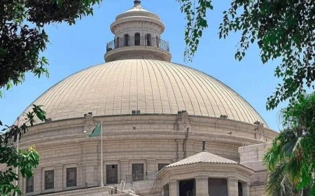 صرف مكافأة 1500 جنيه إجادة للعاملين والهيئة المعاونة بـ جامعة القاهرة