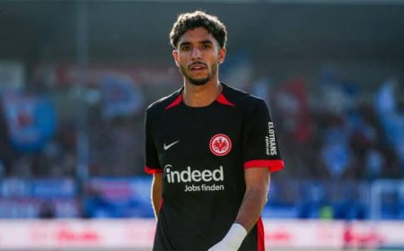 مرموش يتوجه إلى بريطانيا لإتمام انتقاله إلى مانشستر سيتي