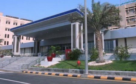 نجاح فريق طبي بـ, مستشفي الملك فهد الجامعي بـ وقف نزيف بولي لـ مريض يبلغ من العمر 100 عام