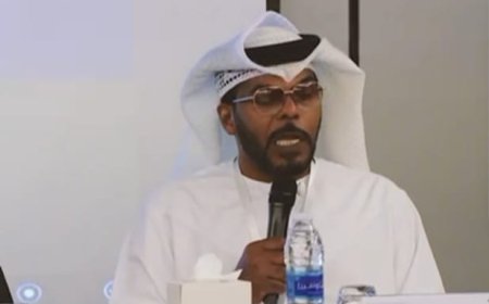 الدكتور خالد السلامي يلقي كلمته خلال إنطلاق مراسم المؤتمر الدولي للتقنيات الحديثة