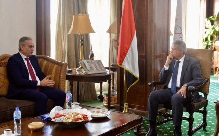 رئيس جهاز حماية المستهلك يبحث مع رئيس المجلس الأعلى للإعلام ضوابط الإعلانات المُضللة والخادعة والوقف الفوري لها