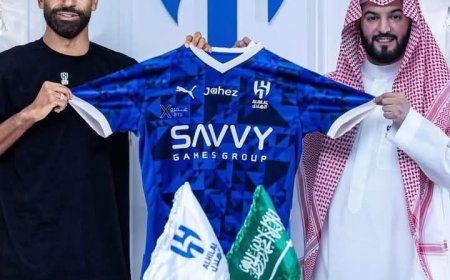 رسمياً.. محمد صلاح ينضم للهلال السعودي في صفقة قياسية