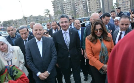 وزيرا التموين والتجارة الداخلية والتنمية المحلية يتفقدان بازار القاهرة بالحي العاشر بمدينة نصر بحضور محافظ القاهرة