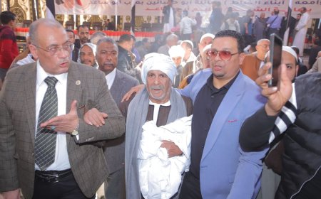 "الجهات الأمنية" جلسة عرفية تنهي خصومة ثأرية بين عائلتي الصوامعة وحسانين بالصف جنوب الجيزة