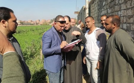 إزالة التعديات في كفر عزب غنيم: تنفيذ إجراءات حاسمة ضد المخالفين