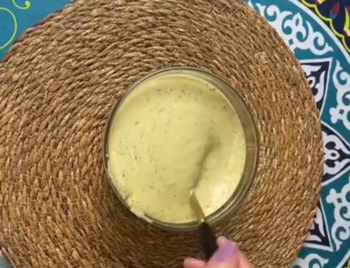 مطبخ ميوش مع زبدة الفسدق