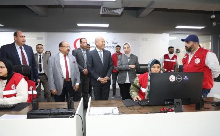 محافظ القاهرة يبحث مع الهلال الأحمر تخصيص أرض لإنشاء مركز لوجستي لدعم جهود الإغاثة