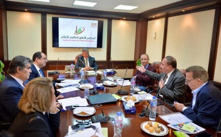 «الأعلى للإعلام» يحدد ضوابط جديدة لإعلانات المستحضرات الطبية والمنتجات الغذائية والمسابقات